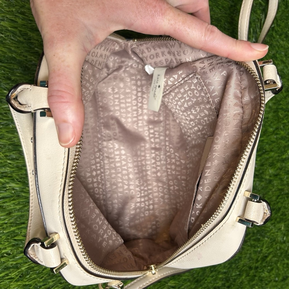 Kate‎ Spade New York Off White Leather Studded Satchel Crossbody Handbag - Picture 5 of 9
